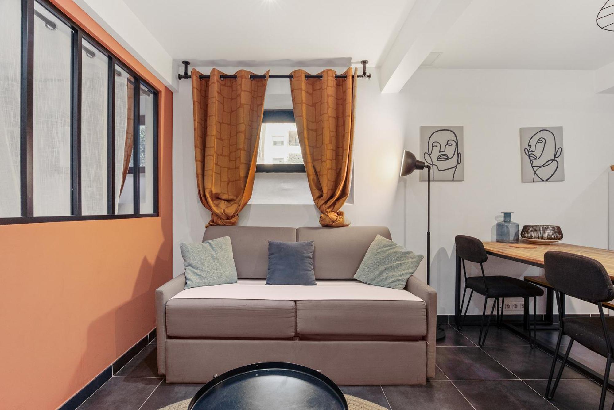 Saint Charles Apartments Montpellier Buitenkant foto
